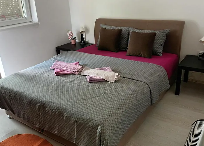 Rubi 索科矿泉村